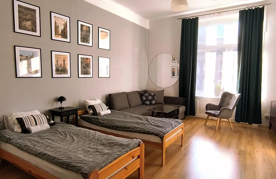 Roller Aparthotel-1