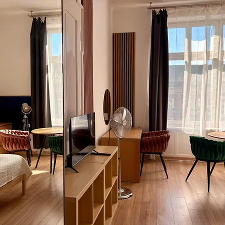 Roller Aparthotel-3